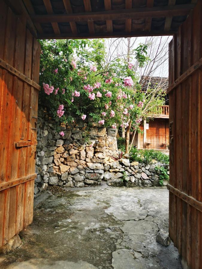 Lo Lo Homestay&Cafe Meo Vac Exterior foto